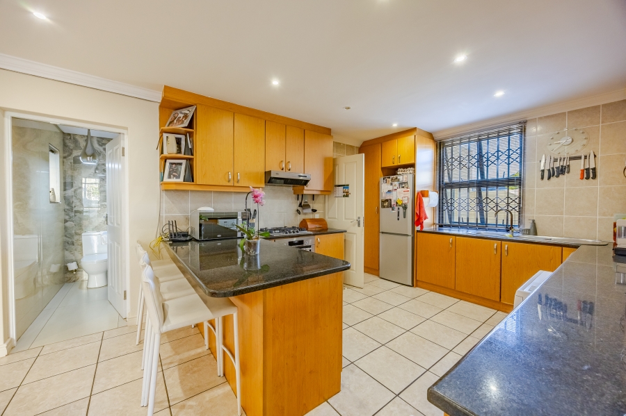 4 Bedroom Property for Sale in Royal Ascot Western Cape
